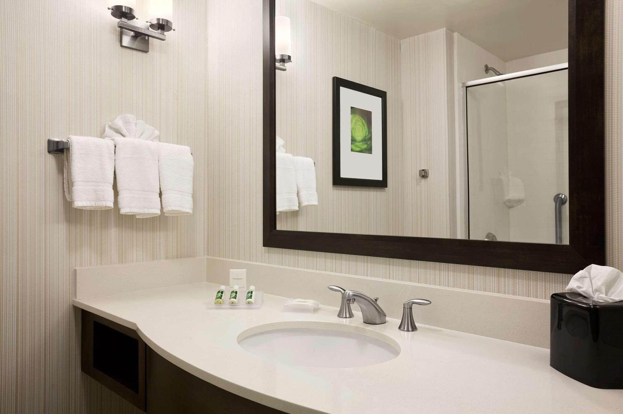 Hilton Garden Inn Rochester/Pittsford Bushnell Basin Exterior foto